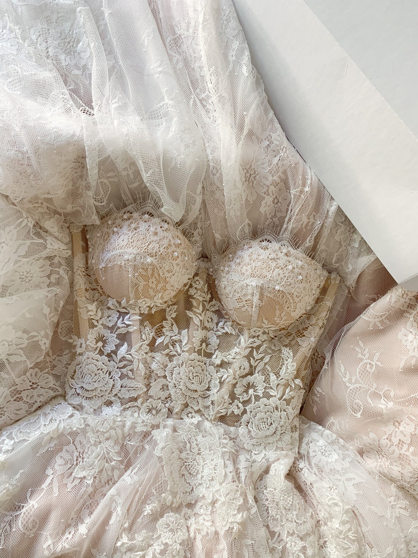 Blanca / Lace A-Line Wedding Dress With Detachable Sleeves.