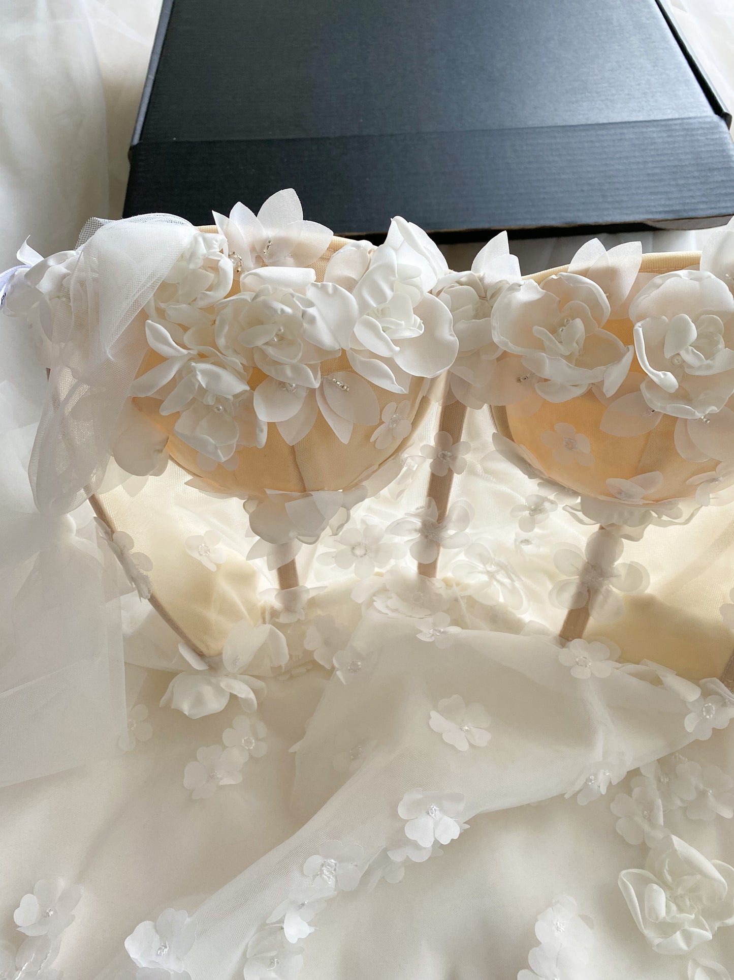 Jasmine short dress / Short off-white wedding dress with handmade flowers