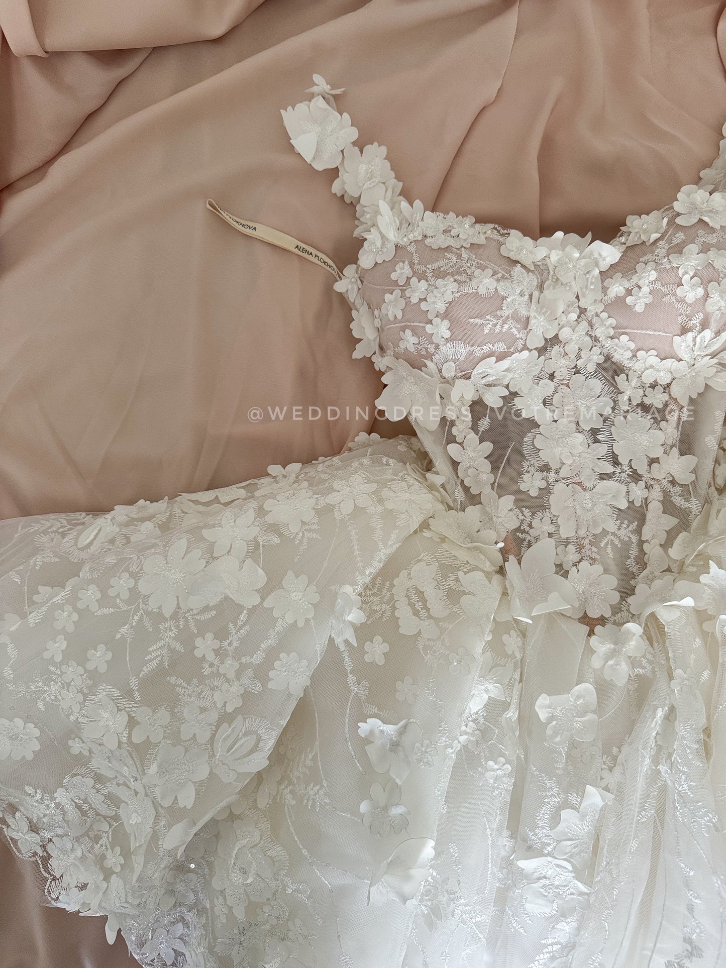 Alexa / Mini off white lace dress with spaghetti straps.
