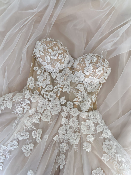 Nude wedding dress