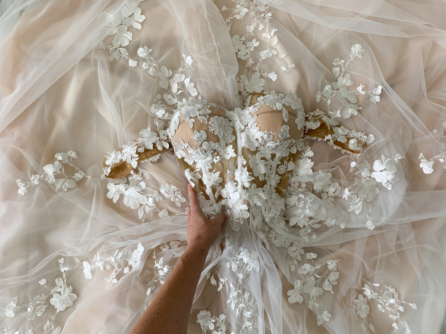 Dana/ Off-The- Shoulder Wedding Dress