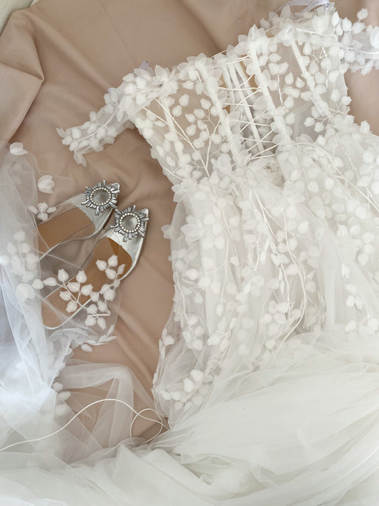 Berta new version / Off White Wedding Wress With Off Shoulder Sleeves