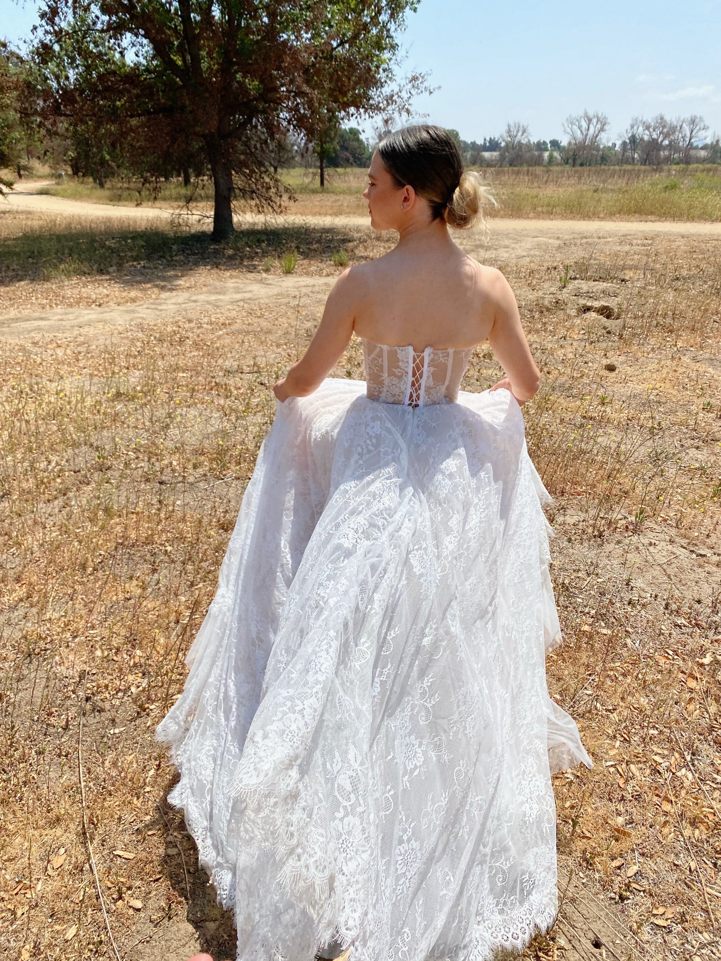 Blanca / Lace A-Line Wedding Dress With Detachable Sleeves.