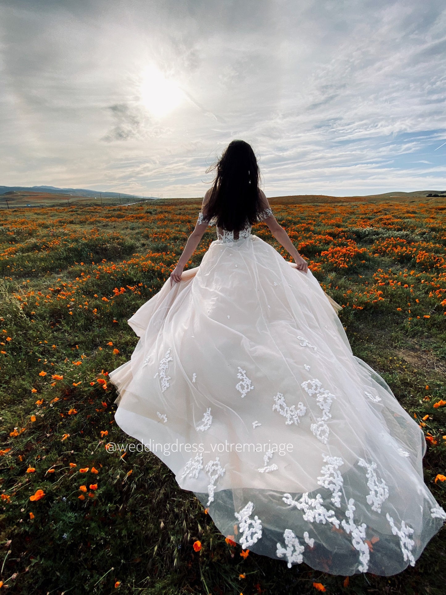 Lace wedding dress