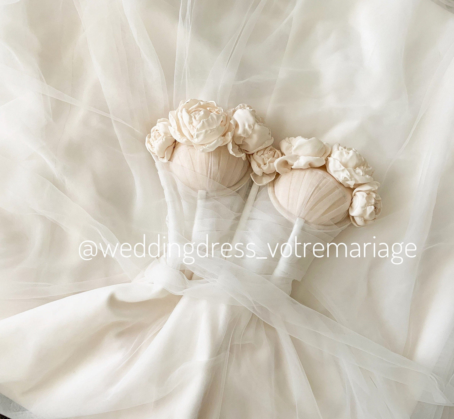 Floral wedding dress