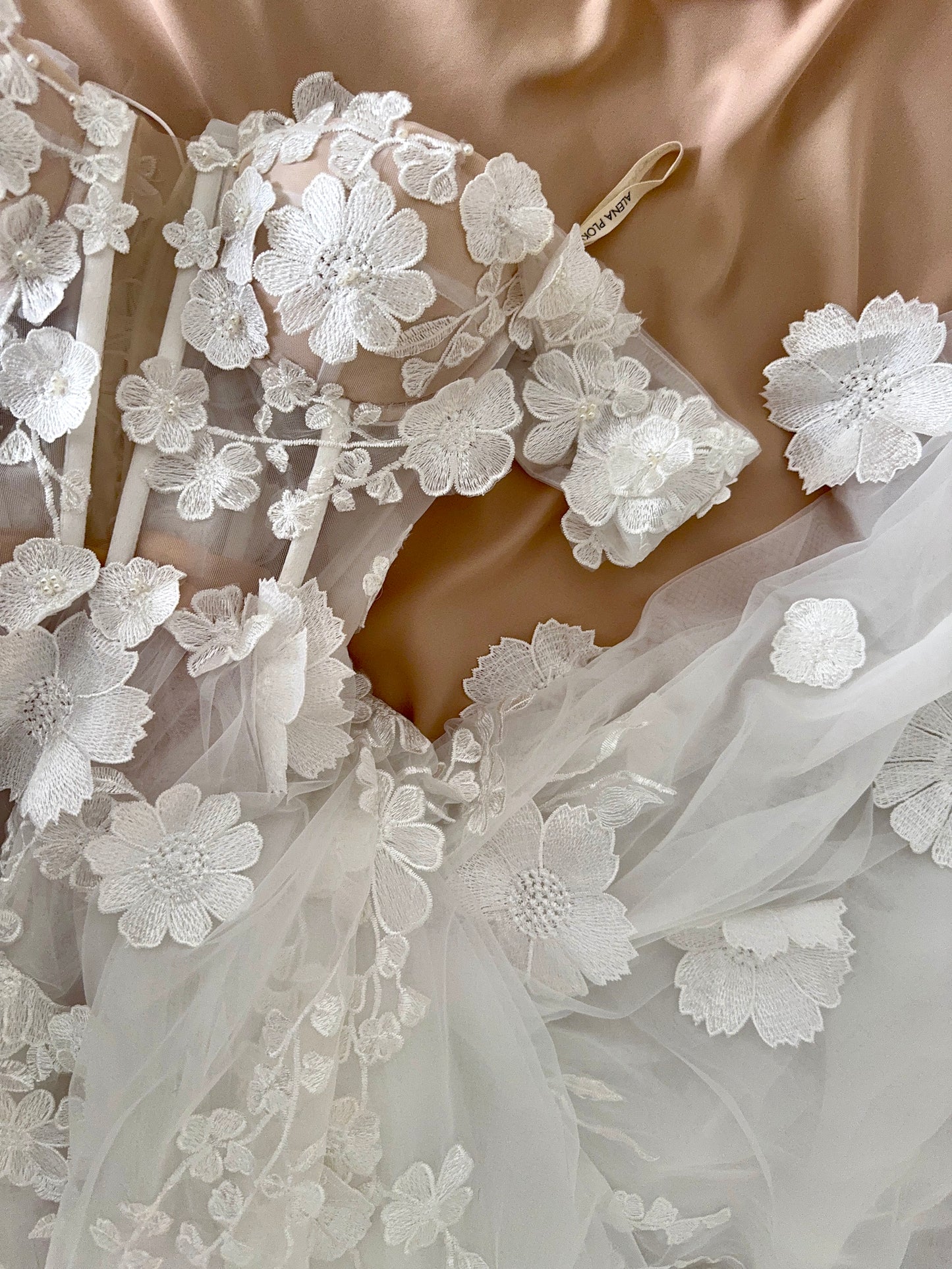 Amelia / Lace Wedding Dress with Off-Shoulder Straps and Train | Handmade Bridal Gown