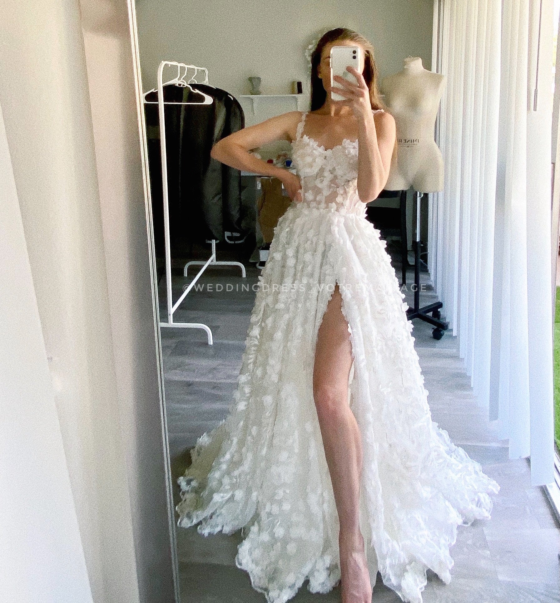Leg Slit Wedding Dress Wedding dresses by Alena Plokhova Leg Slit Wedding Dress Wedding dresses by Alena Plokhova