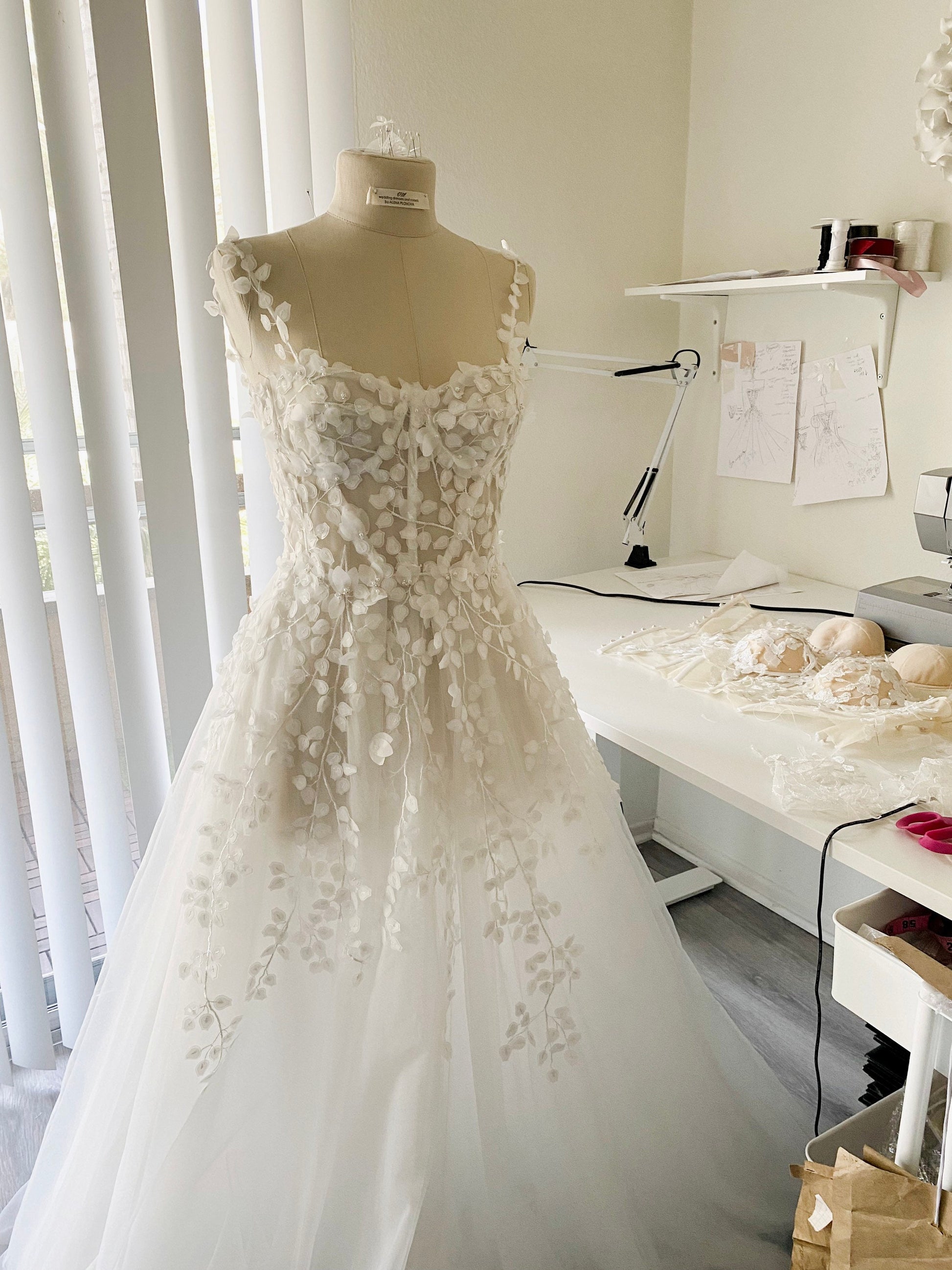floral wedding dress – Wedding dresses by Alena Plokhova
